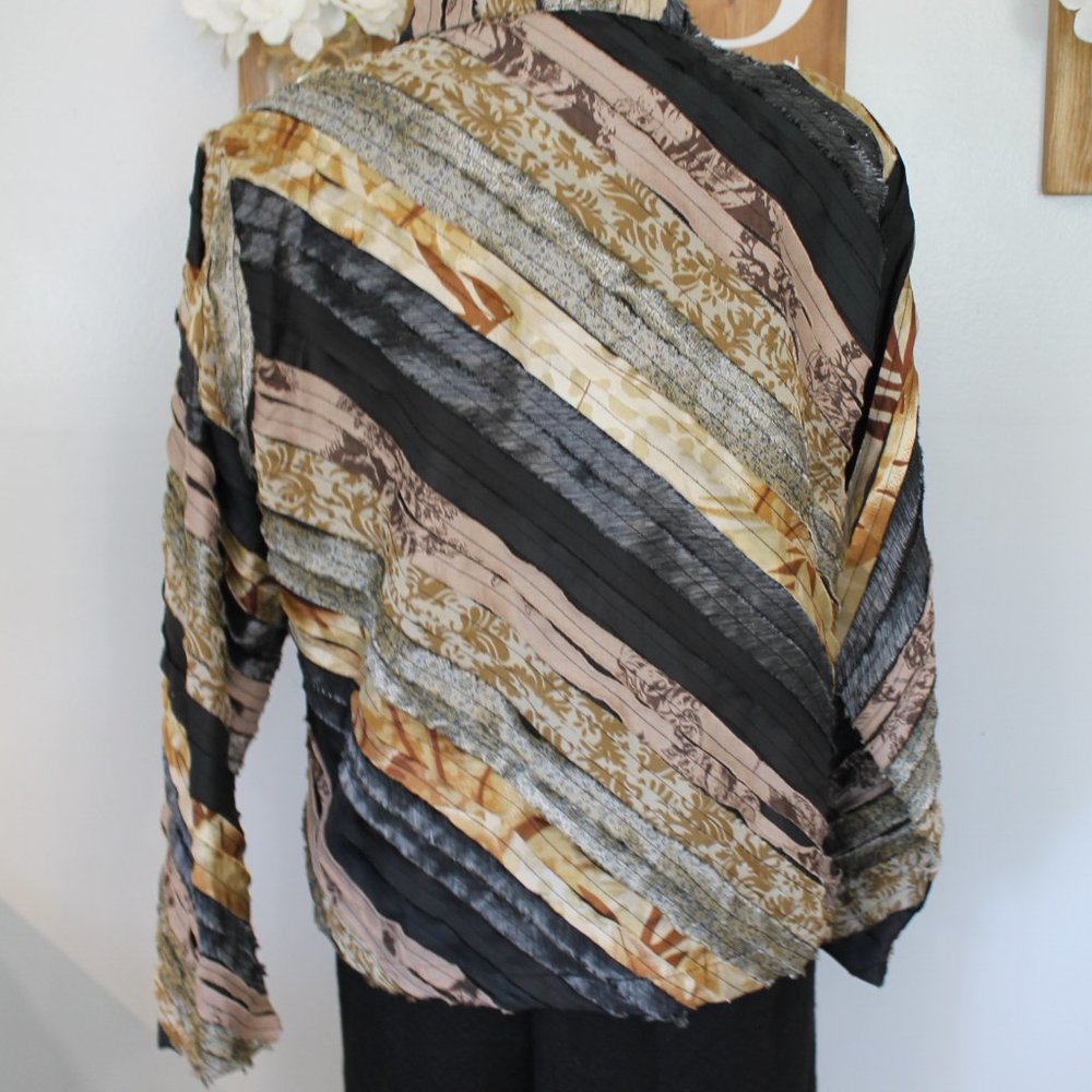 Keren Hart Ruffle Rag Jacket - Picture 4 of 6